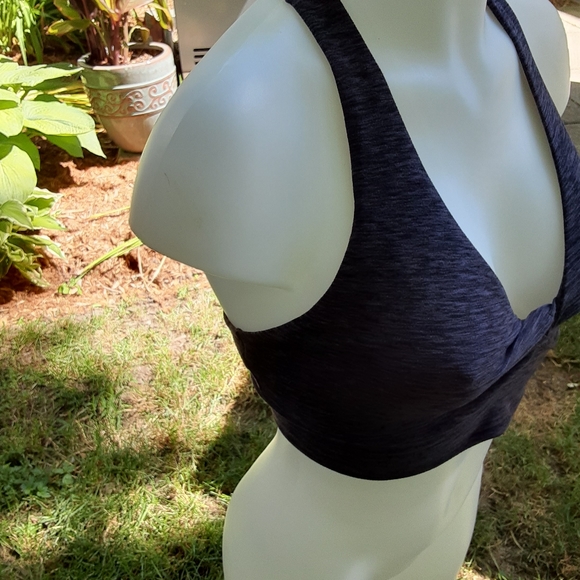 Size S Victoria's Secret gray an black workout sports bra - Picture 12 of 15